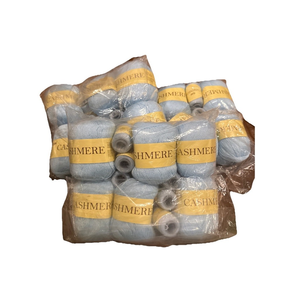 Lot of 18 QJH Cashmere Yarn Skeins + 18 Spools Matching Thread Knitting Blue 39 - Picture 2 of 8